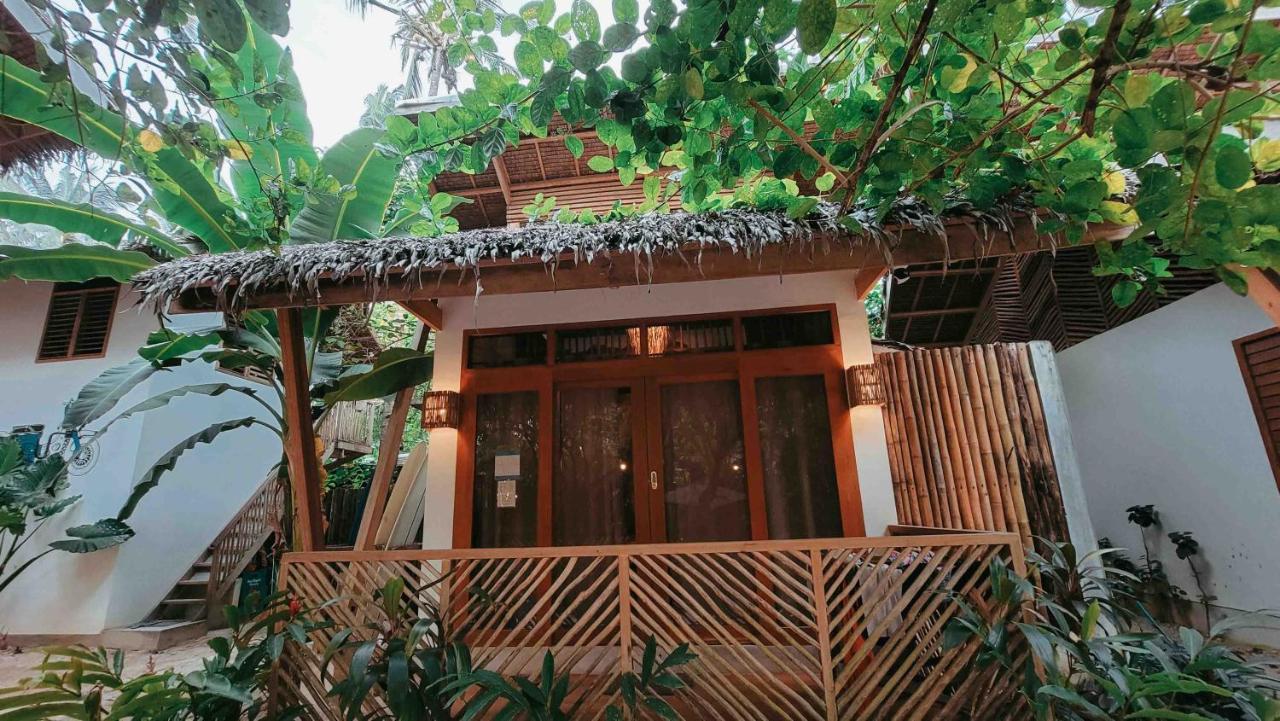 Lampara Siargao Boutique Hostel General Luna  Esterno foto